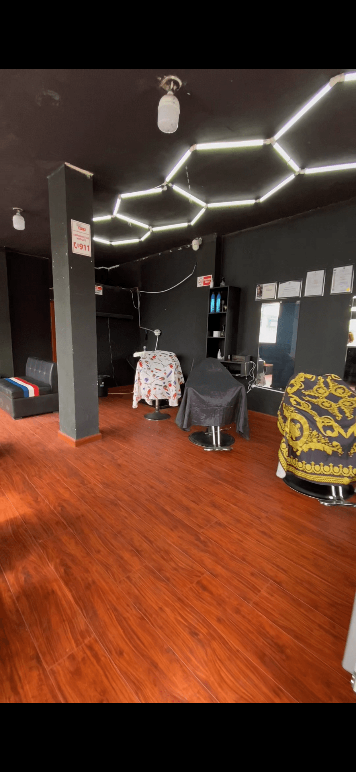Charly ZAA barbería