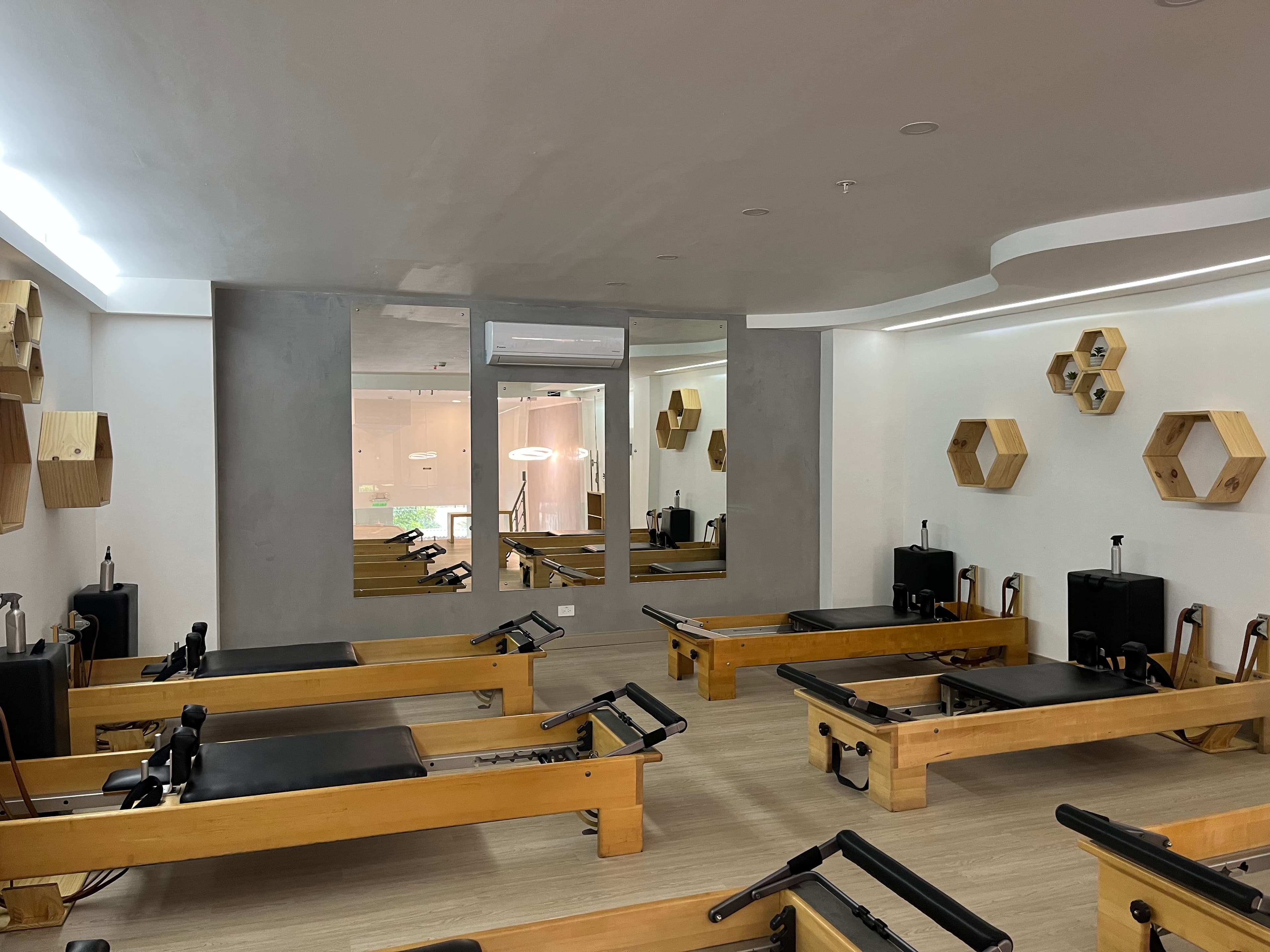 BEMotion Studio storefront or business cover